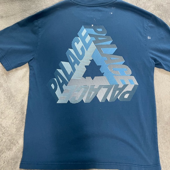 Palace T Shirt - Picture 2 of 2
